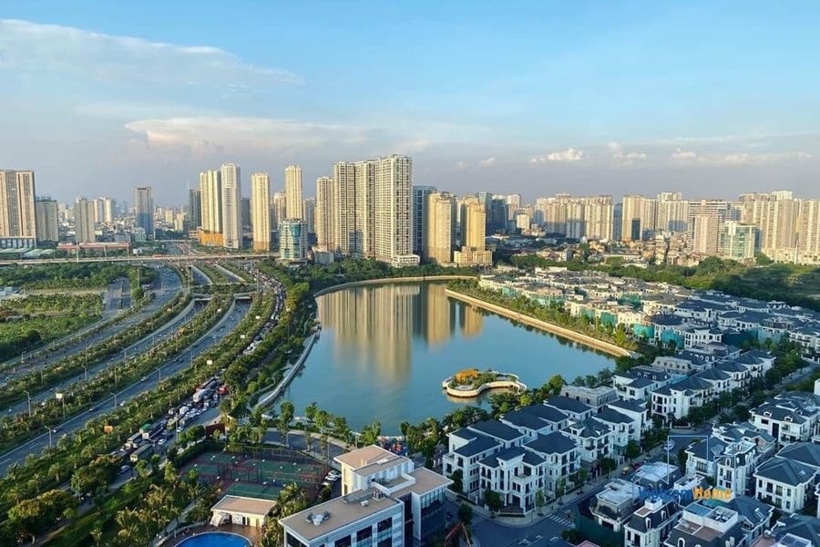 Biệt thự Hà Nội đạt mốc 740 triệu/m2, giá nhà vẫn ‘neo cao’ dù nguồn cung bùng nổ- Ảnh 2. Biệt thự Hà Nội đạt mốc 740 triệu/m2, giá nhà vẫn ‘neo cao’ dù nguồn cung bùng nổ- Ảnh 2.