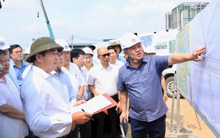 Tuyến vành đai gần 2.000 tỷ được ví như trục xương sống phía Tây Thủ đô thi công 'cắt khúc': Bí thư Thành ủy chỉ đạo nóng- Ảnh 1.