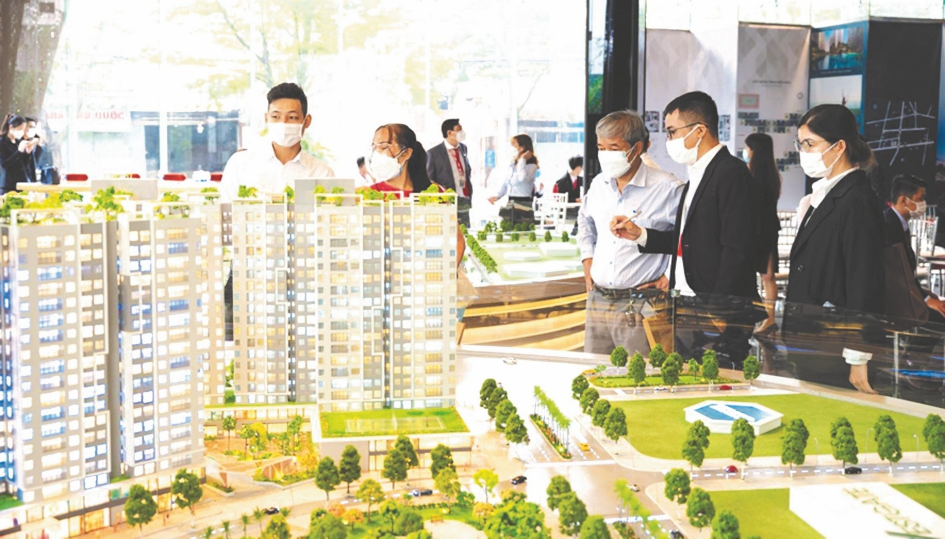 Chuyên gia: Lãi suất vay bất động sản có thể hạ nhiệt từ giữa năm 2026.