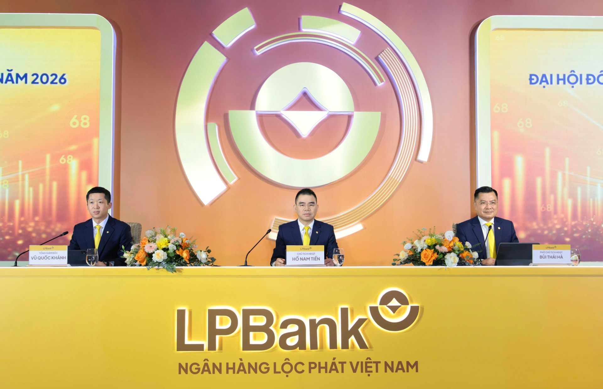[Live] ĐHĐCĐ LPBank (LPB): Chia cổ tức tỷ lệ 30%, mục tiêu lãi gần 15.000 tỷ năm 2026