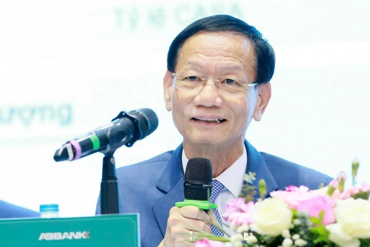 Chủ tịch ABBank Vũ Văn Tiền chỉ đạo: Làm gì tôi không biết, nhưng phải tăng gấp đôi phúc lợi cho nhân viên