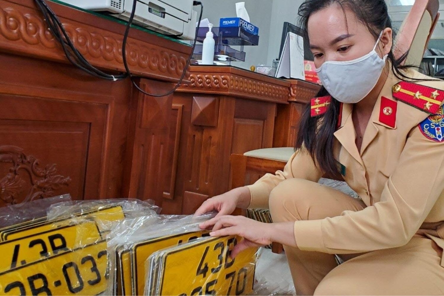 thu-hoi-bien-so-dinh-danh.jpg