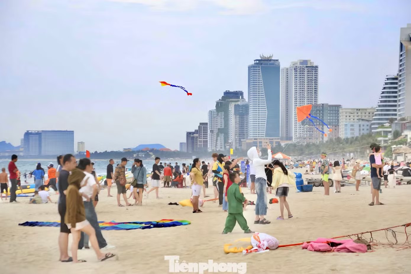 Thời tiết Đà Nẵng khá đẹp trong những ngày nghỉ lễ. Thời tiết kỳ nghỉ lễ 30/4 trên cả nước ra sao? - Ảnh 2.