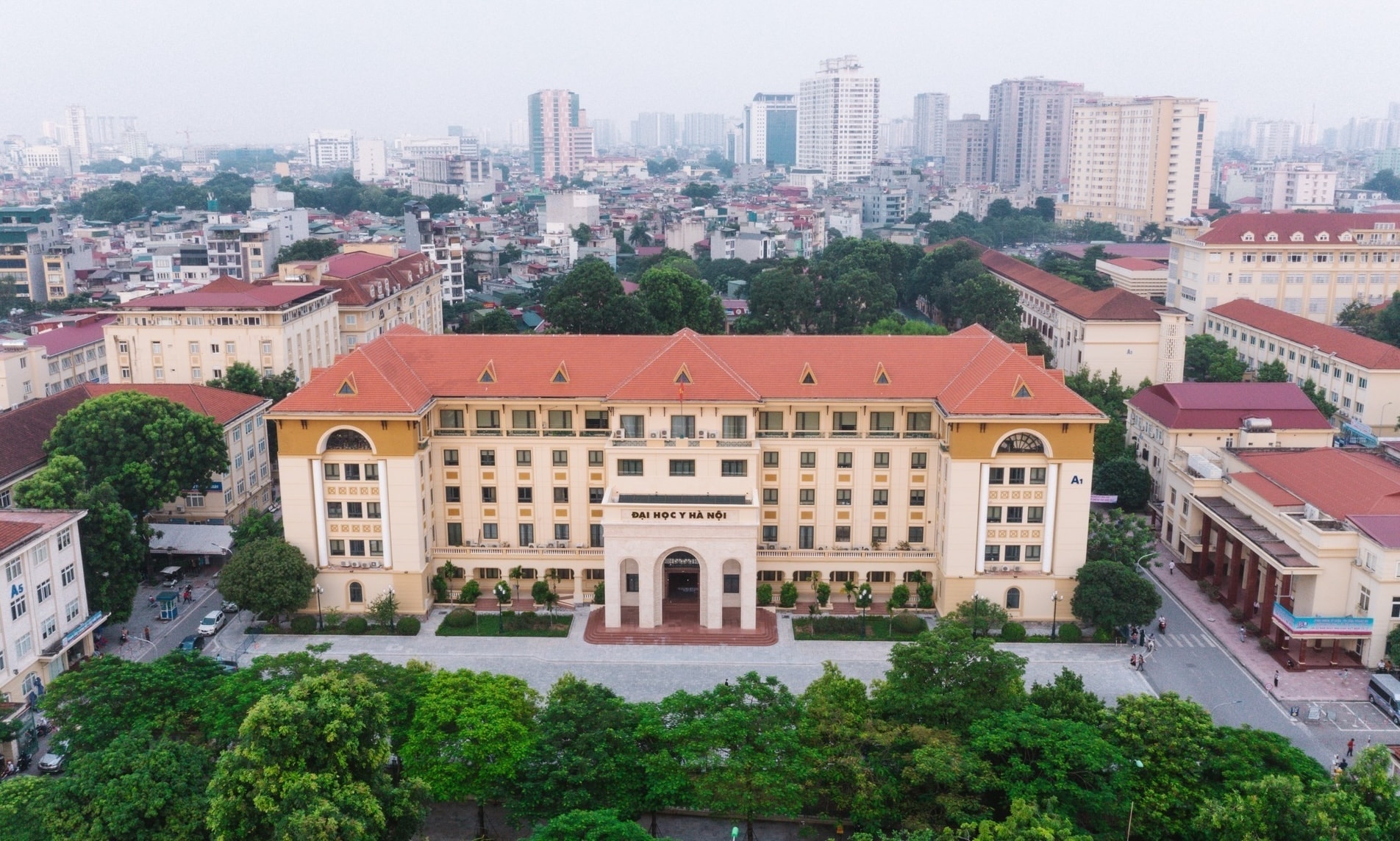 dai-hoc-y-ha-noi-1.jpeg