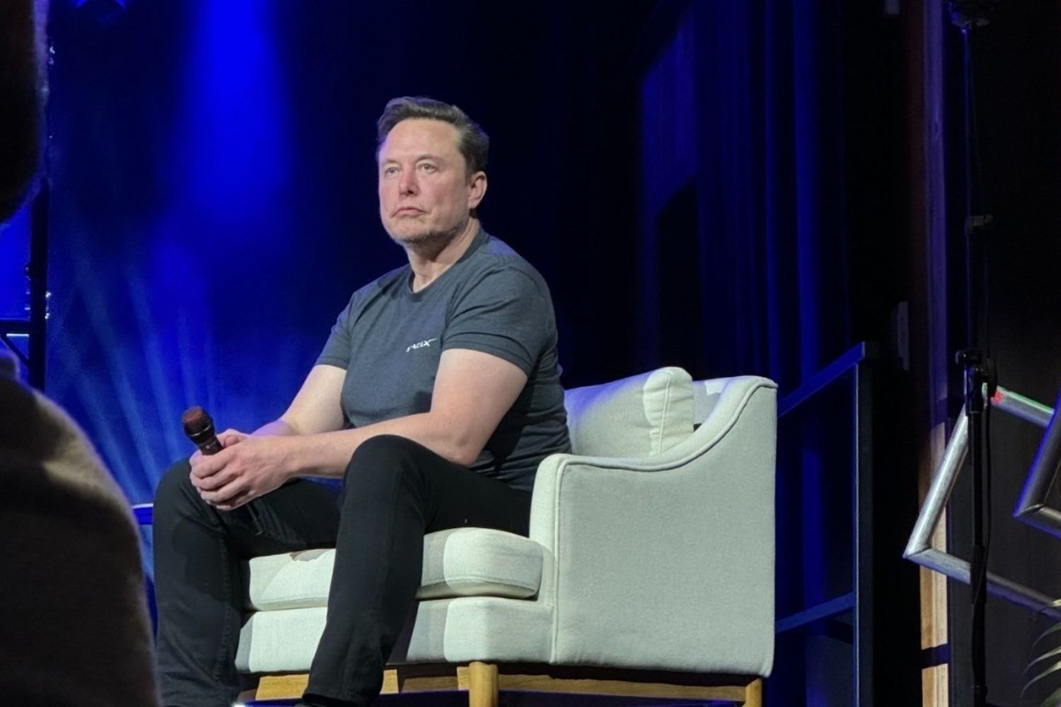 tuyen viec kieu elon musk