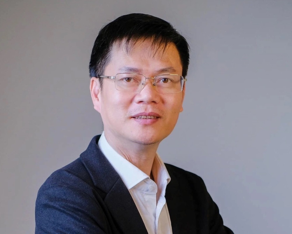 giao-su-pham-van-hung-3.jpg