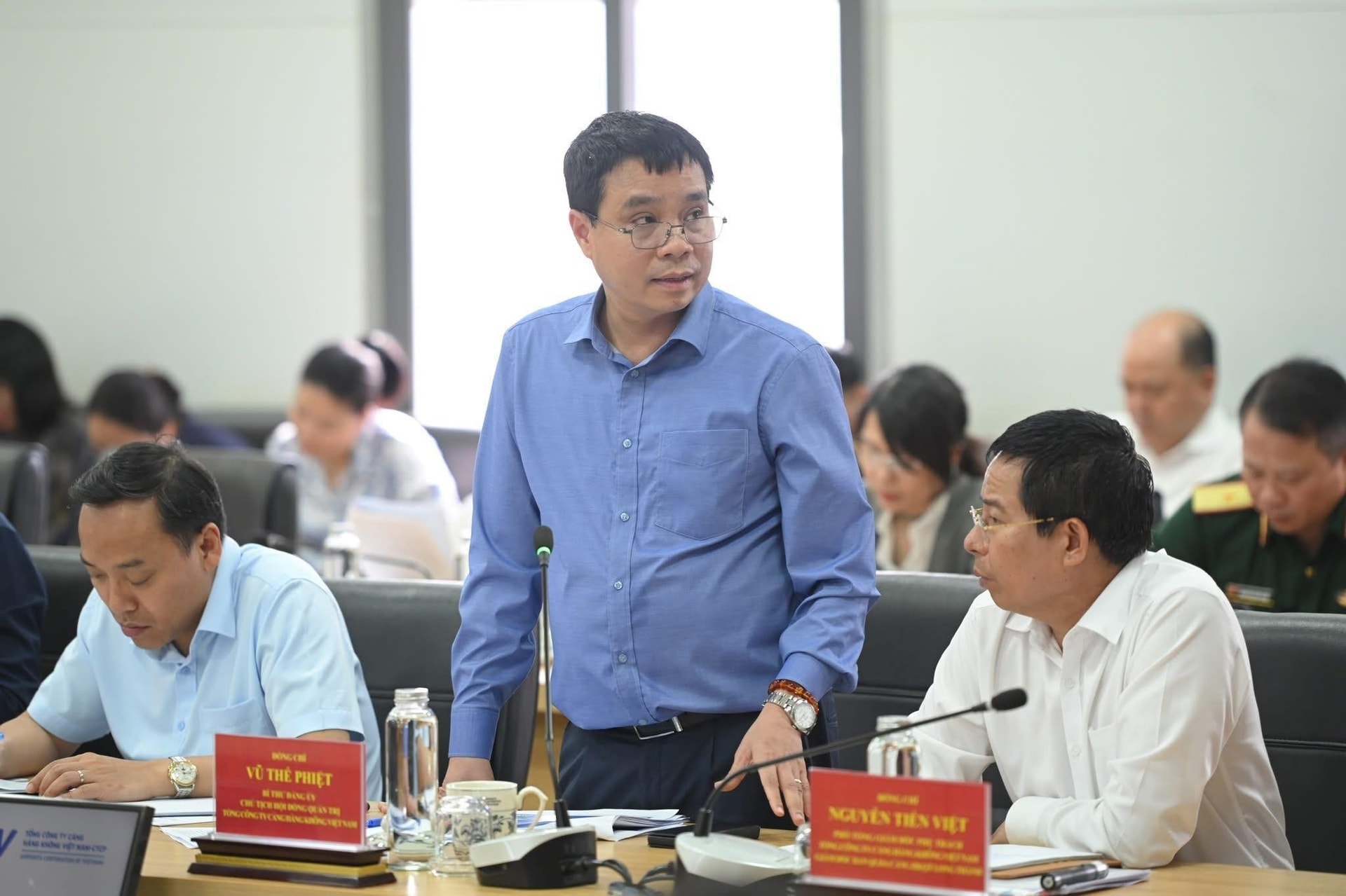 nong-chu-tich-acv-vu-the-phiet-bi-bat-lien-quan-sai-pham-dau-thau-tai-doanh-nghiep-quan-ly-20-san-bay-2-1772770606.jpg
