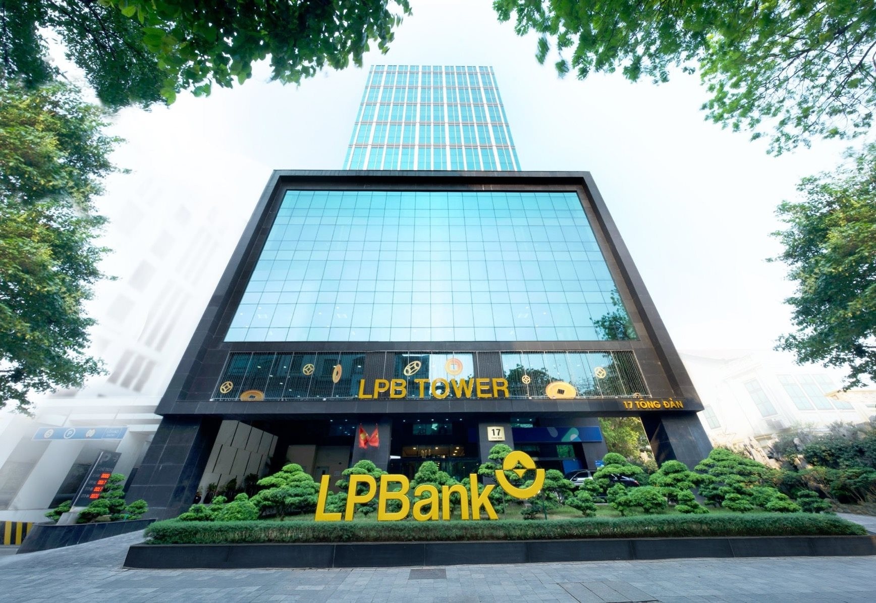 LPBank miễn nhiệm chức vụ Phó Tổng Giám đốc đối với một nhân sự cấp cao