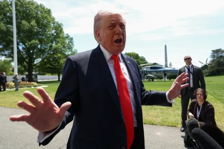 Tổng thống Mỹ Trump dọa 'xoá sổ' Iran khỏi mặt đất