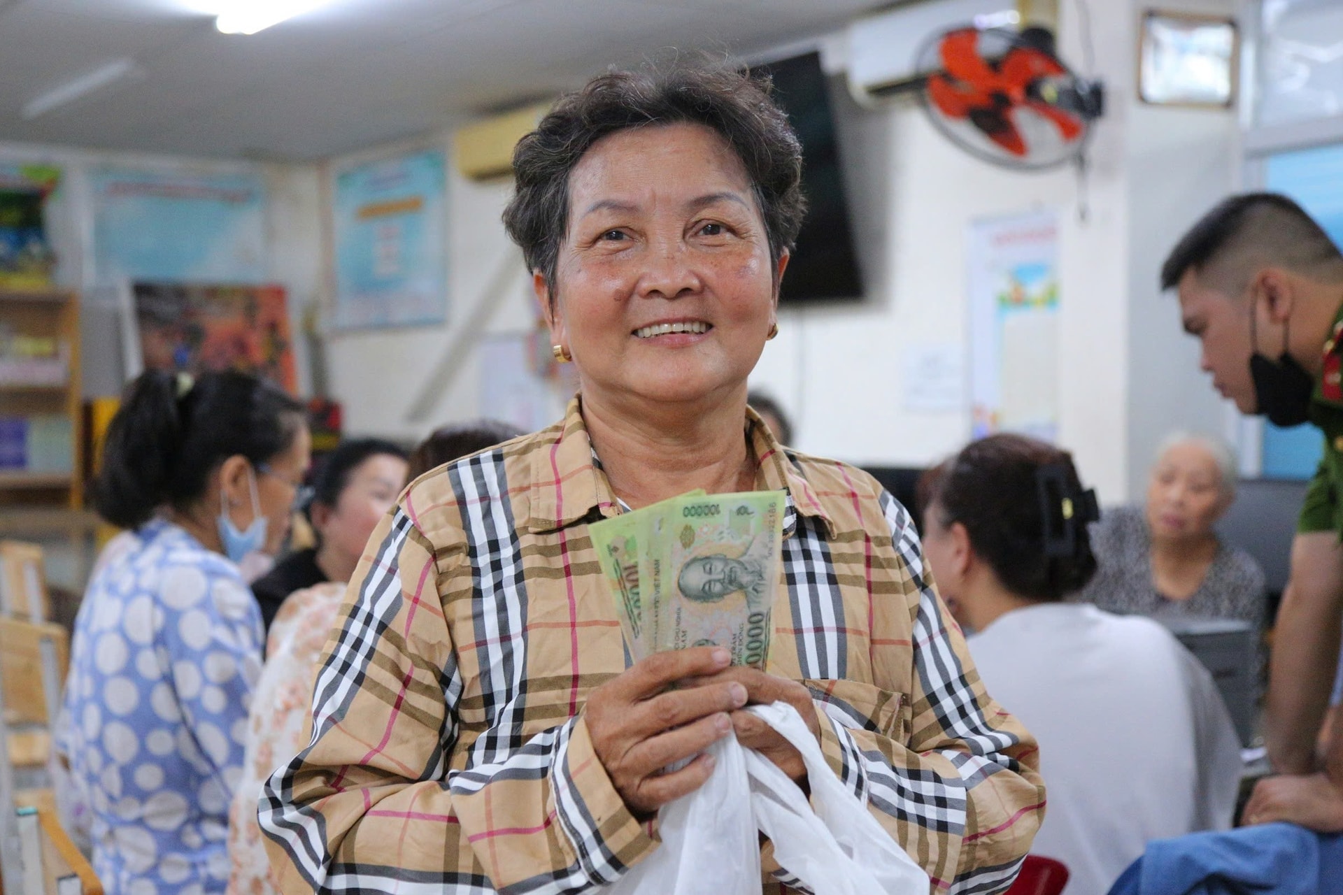 nhan-tien-4.jpg