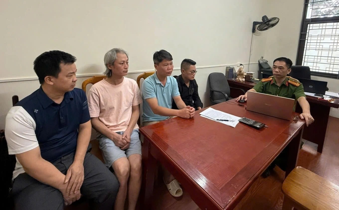 Thi hành lệnh khám xét khẩn cấp, bắt giữ Nguyễn Tiến Sáng cùng nhiều đối tượng
