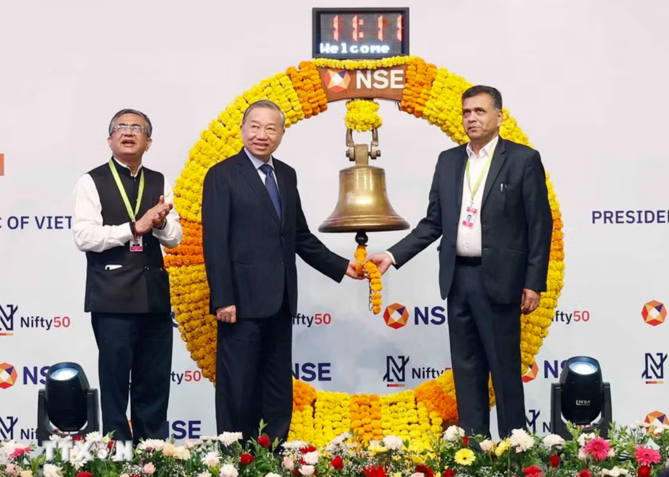 Tổng Bí thư, Chủ tịch nước Tô Lâm rung chuông khai mạc phiên giao dịch tại sàn chứng khoán 5.000 tỷ USD