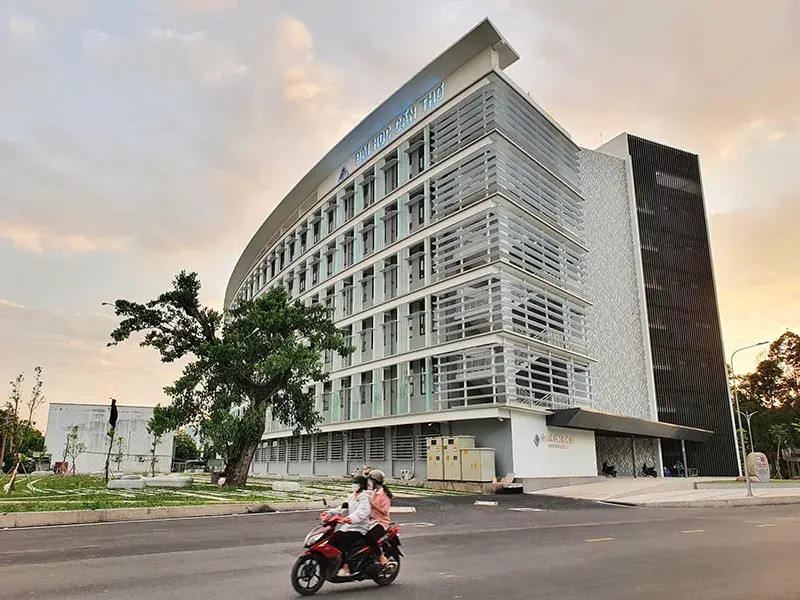 Sáp nhập Trường Cao đẳng Luật Miền Nam vào Đại học Cần Thơ - Báo Cần Thơ Online