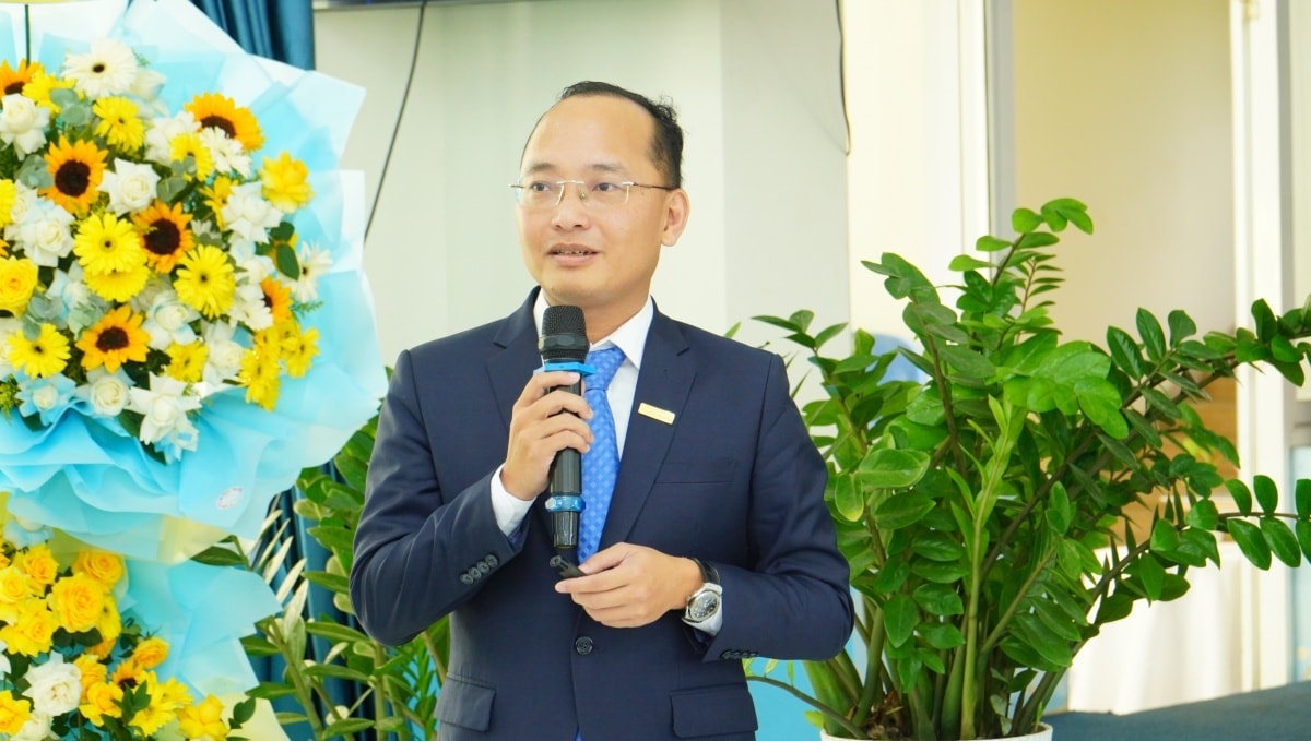 ong-nguyen-vinh-tuyen-pho-tong-giam-doc-ngan-hang-tmcp-nam-a-chia-se-ve-xu-huong-ai-banking-va-su-chuyen-dich-cua-nganh-ngan-hang-trong-ky-nguyen-fintech20260508114738.jpg