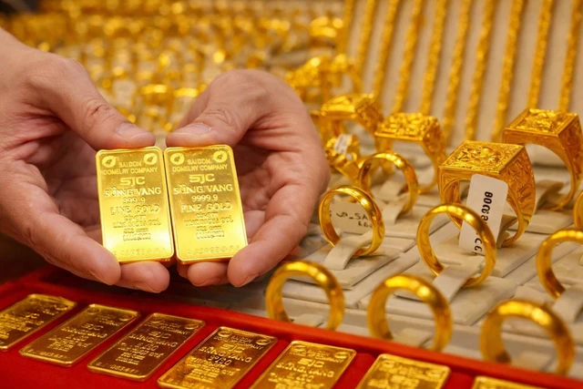 Gi&aacute; v&agrave;ng ng&agrave;y mai 9/5 được dự b&aacute;o tiếp tục biến động mạnh khi v&agrave;ng thế giới duy tr&igrave; tr&ecirc;n 4.700 USD/ounce