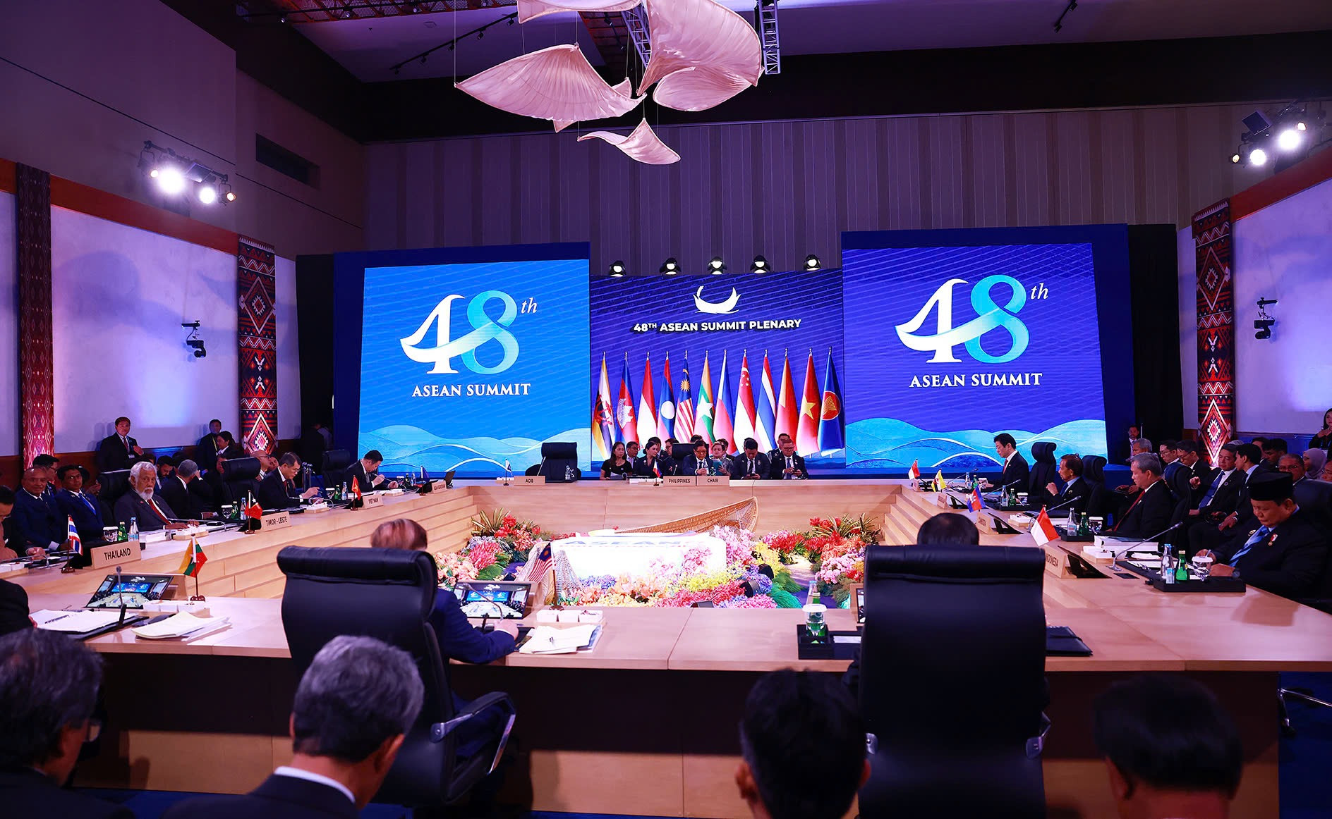Hình ảnh, vị thế, vai trò Việt Nam với ASEAN trong một thế giới biến động- Ảnh 4. Hình ảnh, vị thế, vai trò Việt Nam với ASEAN trong một thế giới biến động- Ảnh 4.
