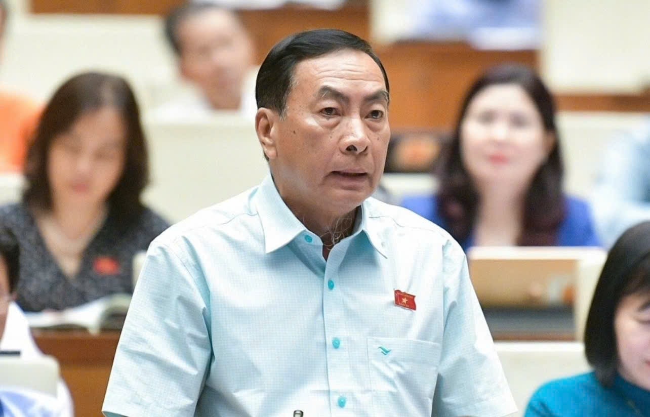 ĐBQH Phạm Văn Hòa: DN lỗ không đóng thuế, hộ cá nhân mưa bão vắng khách vẫn phải nộp, quá bất hợp lý