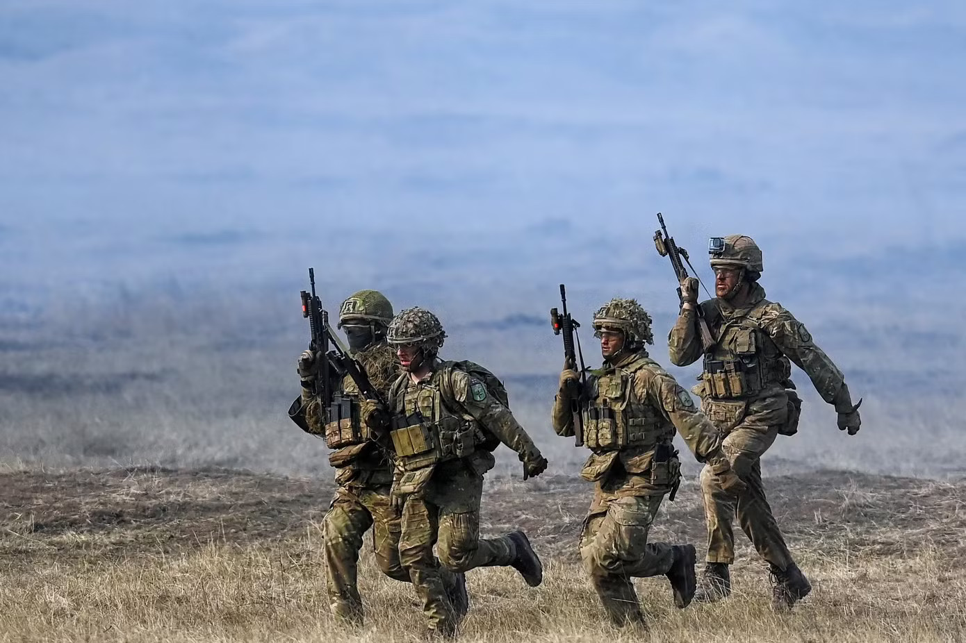 Châu Âu bị gạt khỏi bàn cờ Ukraine: Nga tuyên bố EU đã mất quyền định đoạt số phận lục địa - Ảnh 3.