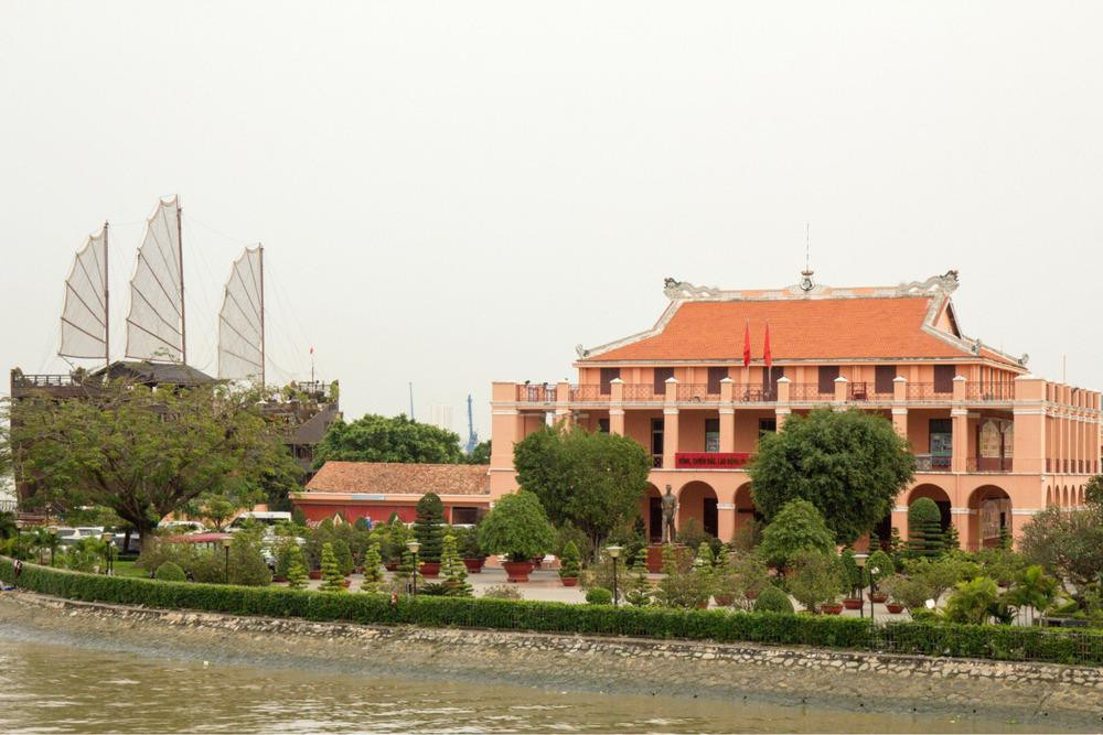 bnr_1778396338.jpg