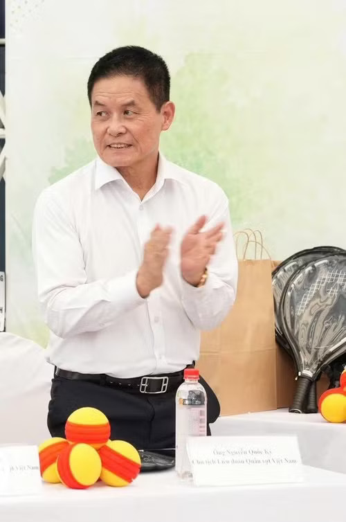 Ông Nguyễn Quốc Kỳ - Chủ tịch Liên đoàn Quần vợt Việt Nam - mong tạo ra xu thế vận động mới thông qua môn ToTEN. Việt Nam khai sinh môn thể thao ToTEN - Ảnh 1.