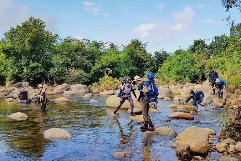 Cấm trekking tự phát tại ‘nóc nhà’ Đắk Lắk - Ảnh 2.