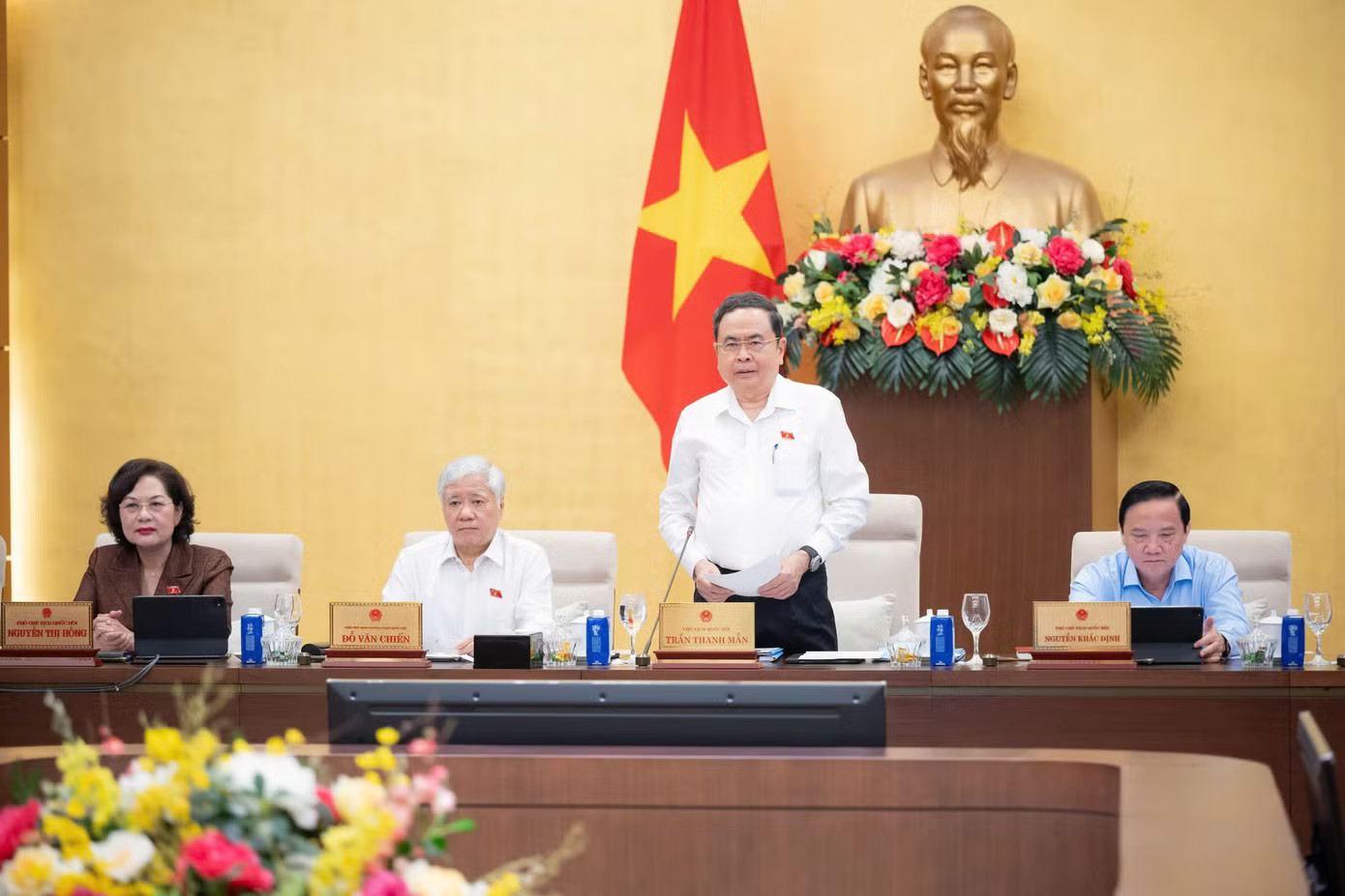 Chủ tịch Quốc hội: Không để phát sinh nợ đọng văn bản hướng dẫn thi hành luật - Ảnh 1.