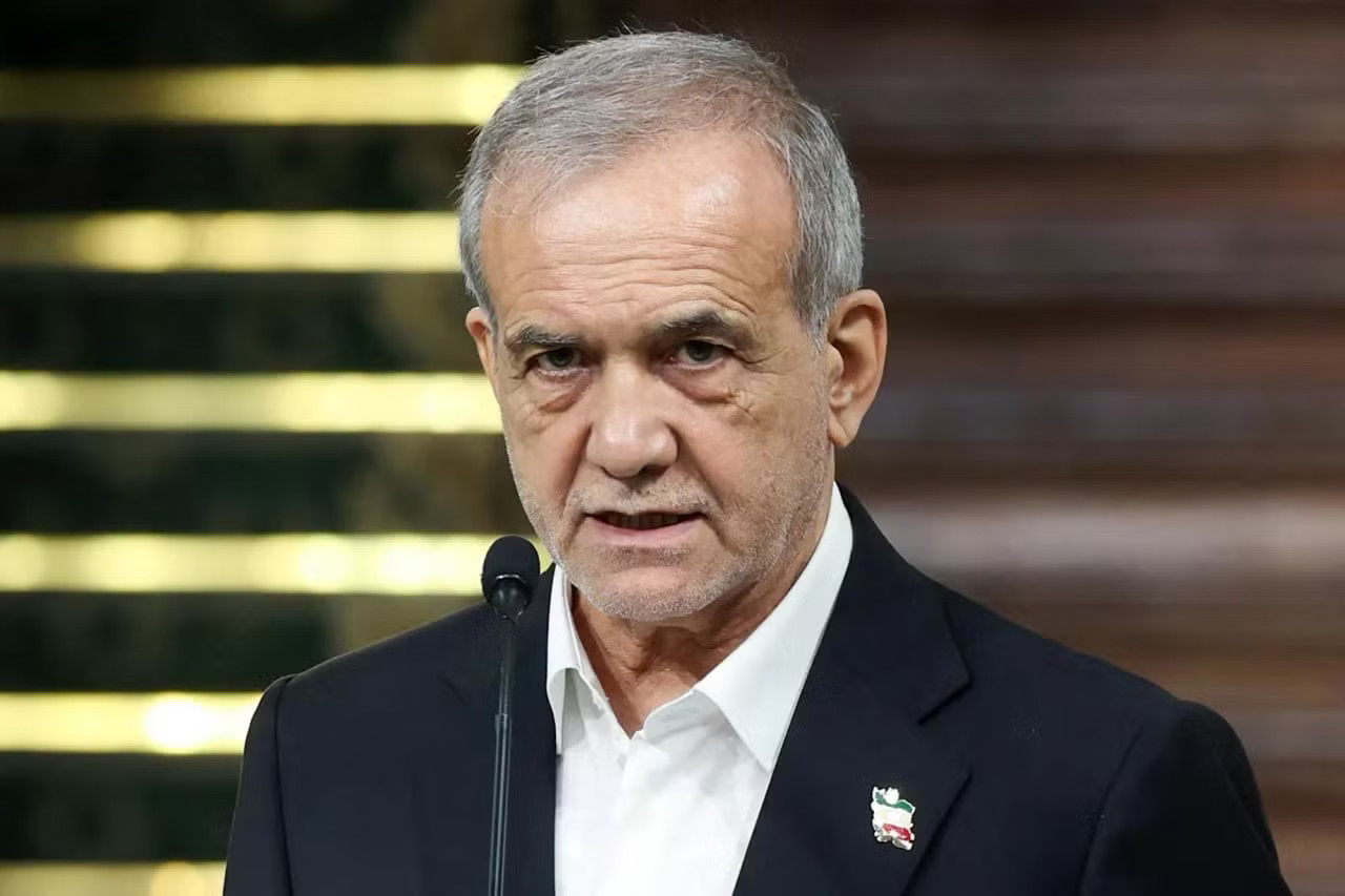 Tổng thống Iran Pezeshkian: Đàm phán với Mỹ không phải là đầu hàng - Ảnh 1.