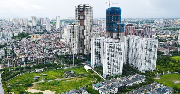 Siết tín dụng ngân hàng, doanh nghiệp địa ốc ồ ạt ‘xoay vốn’ qua trái phiếu Siết tín dụng ngân hàng, doanh nghiệp địa ốc ồ ạt ‘xoay vốn’ qua trái phiếu