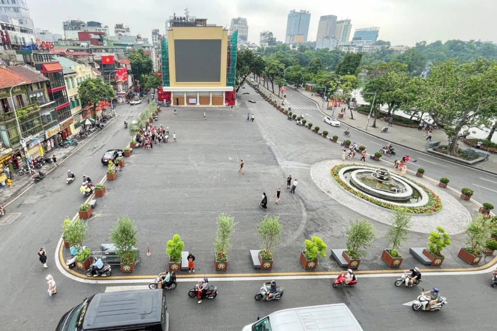 Hà Nội chưa thông qua đề án cấm xe máy xăng theo khung giờ tại khu vực hồ Hoàn Kiếm