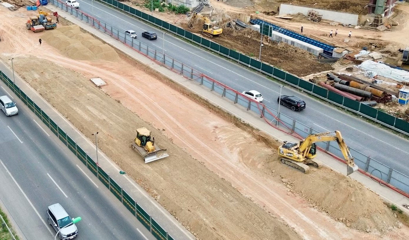 Đề xuất tăng thêm 4.460 tỷ đồng để triển khai dự án đường Vành đai 3,5 - Ảnh 1.