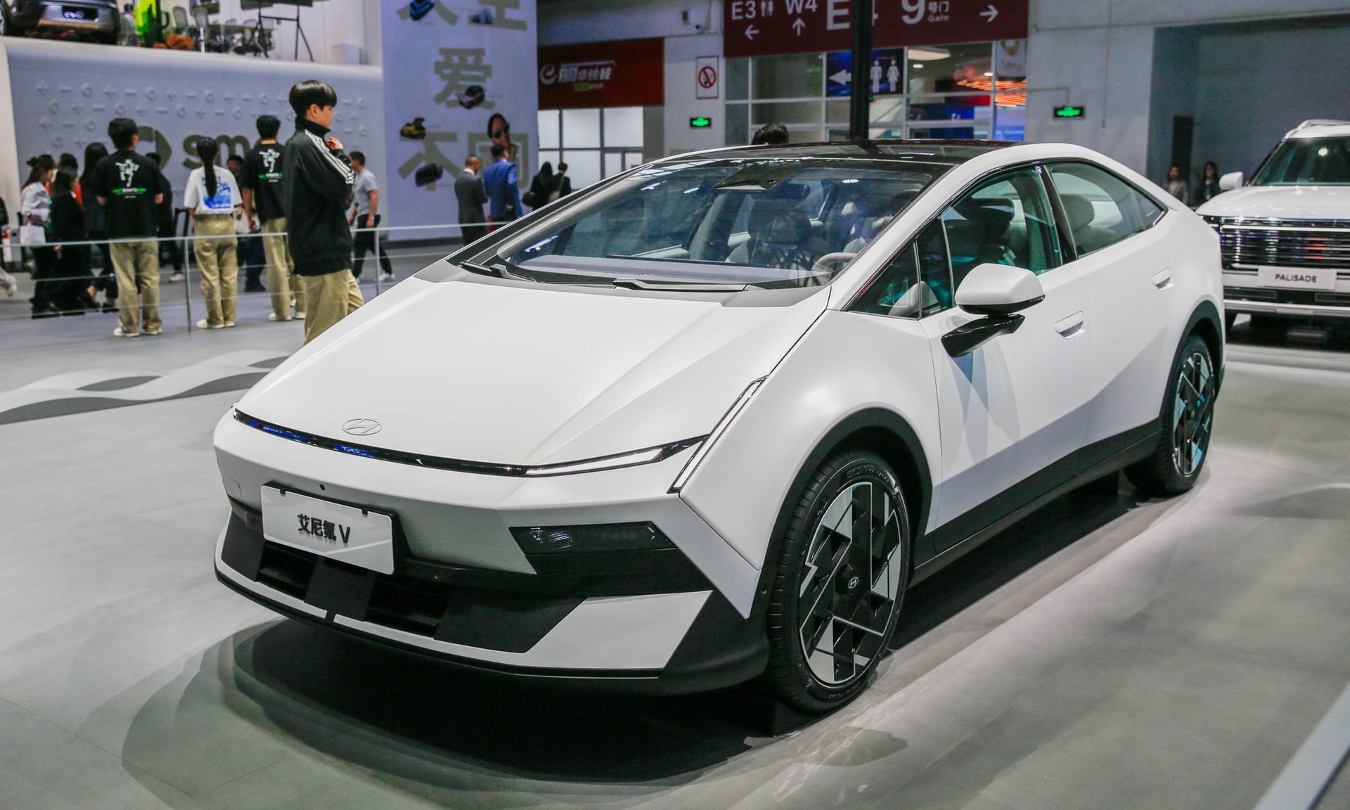 i1-vnexpress.vnecdn.net-2026-05-11-_hyundai-ioniq-5-vne-autochina2-8934-6762-1778515324.jpg