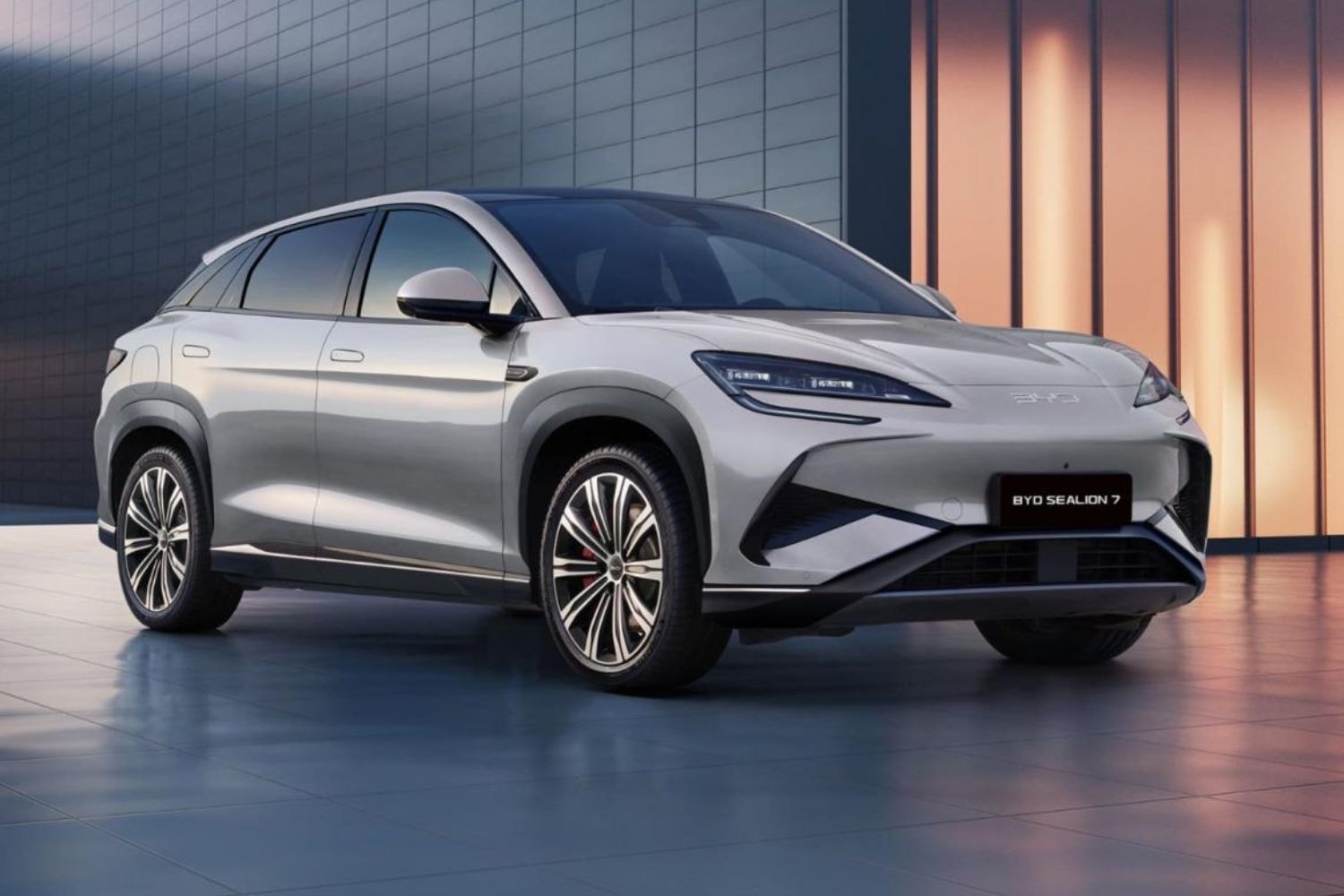 BYD Sealion 7