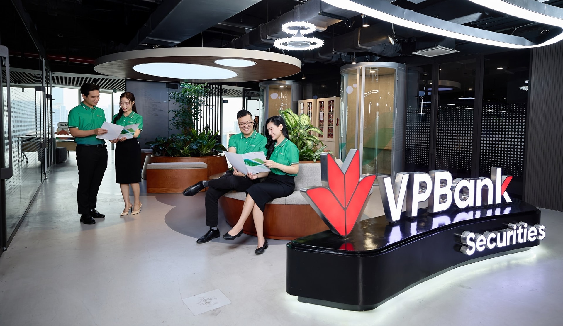 Động lực nào giúp VPBankS cán đích lợi nhuận kỷ lục hơn 6.450 tỷ đồng năm 2026?