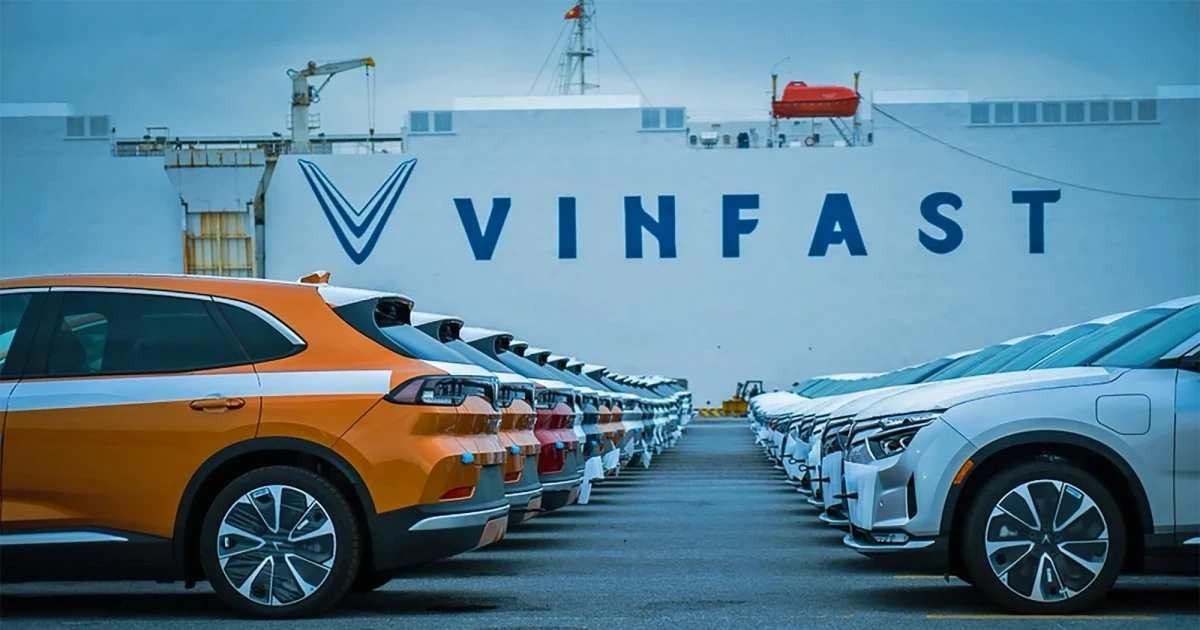 Vingroup kiện 68 cá nhân, tổ chức: Loạt YouTuber, Facebooker gỡ bài, xin lỗi - Ảnh 2.