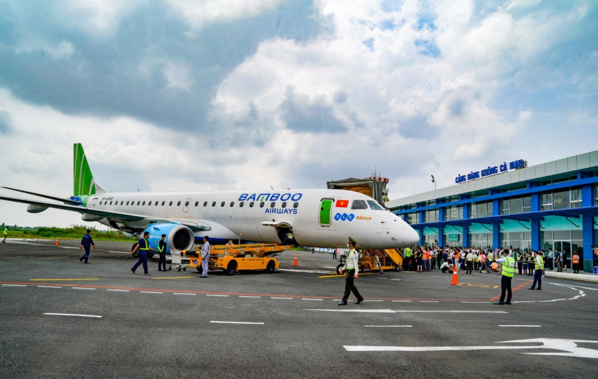 Dự án lên đời sân bay duy nhất Việt Nam chỉ khai thác 1 chặng làm cá chết hàng loạt, Cà Mau chỉ đạo 'nóng'- Ảnh 3.