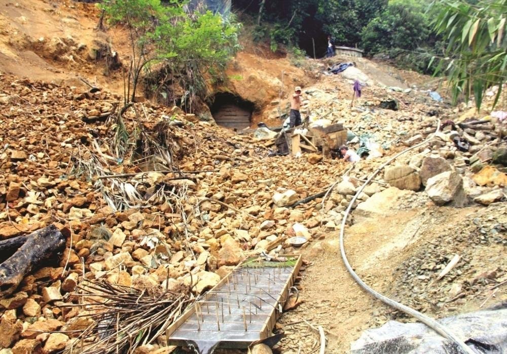Khám phá top 5 mỏ vàng lớn nhất Việt Nam Khám phá top 5 mỏ vàng lớn nhất Việt Nam