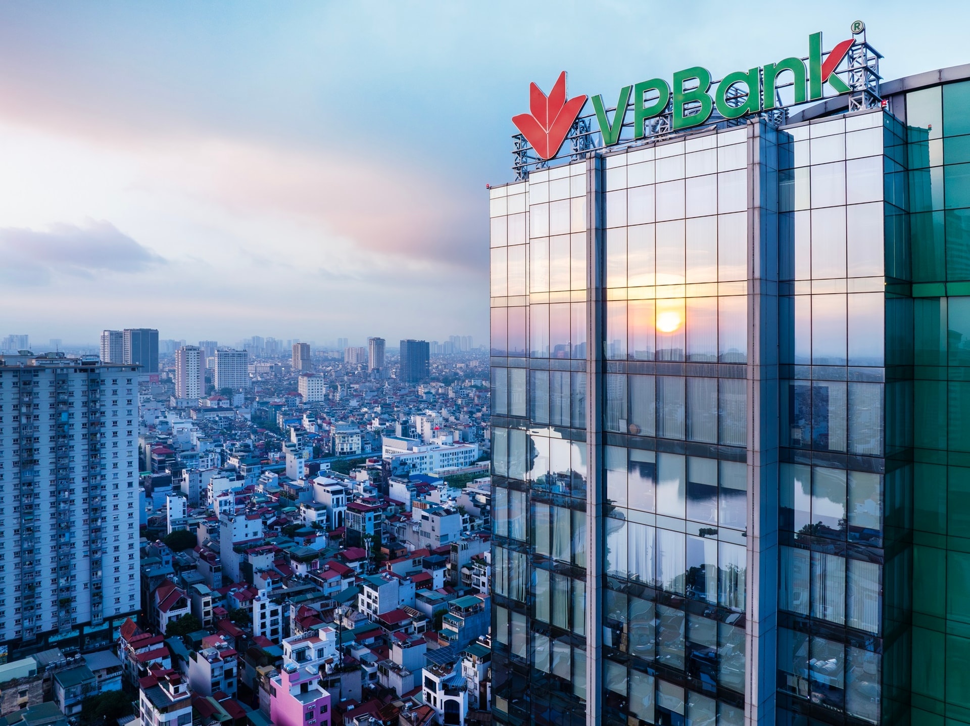 Hơn thập kỷ mở rộng vốn mạnh mẽ, VPBank hướng tới cột mốc 106.000 tỷ đồng - Ảnh 2.
