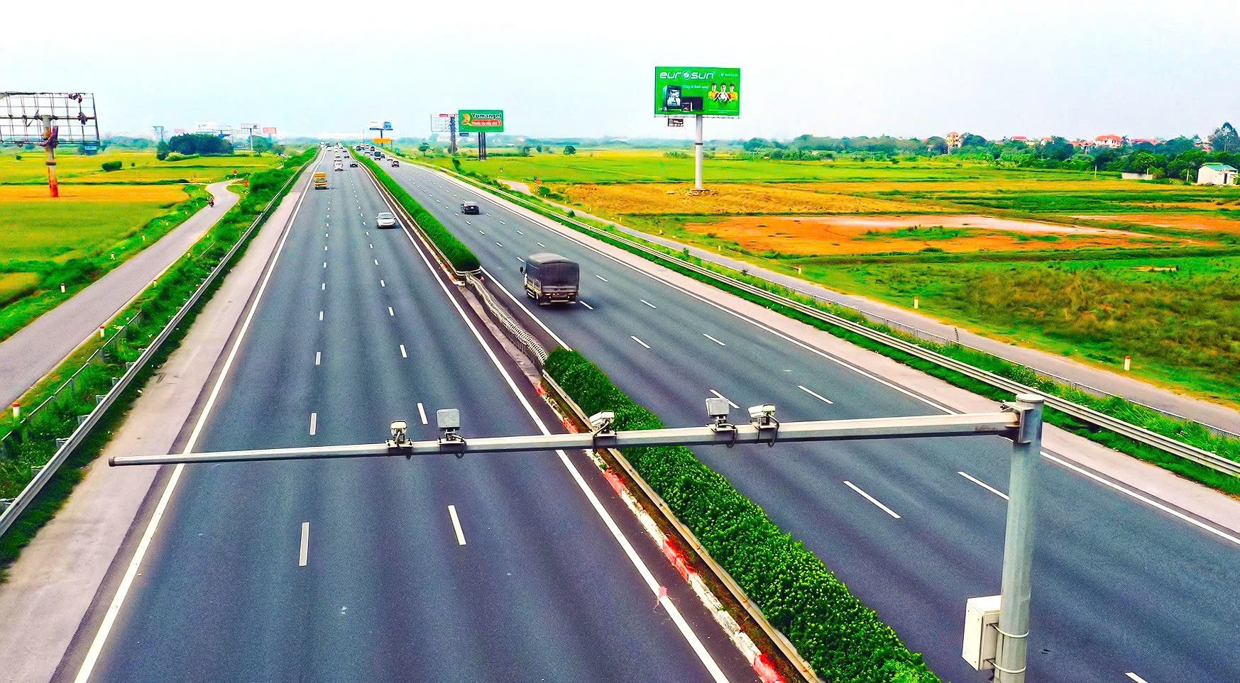 Hà Nội muốn giữ quy hoạch cao tốc Pháp Vân - Cầu Giẽ tới 12 làn xe: Chuẩn bị cho trục tăng trưởng chiến lược phía Nam- Ảnh 1.