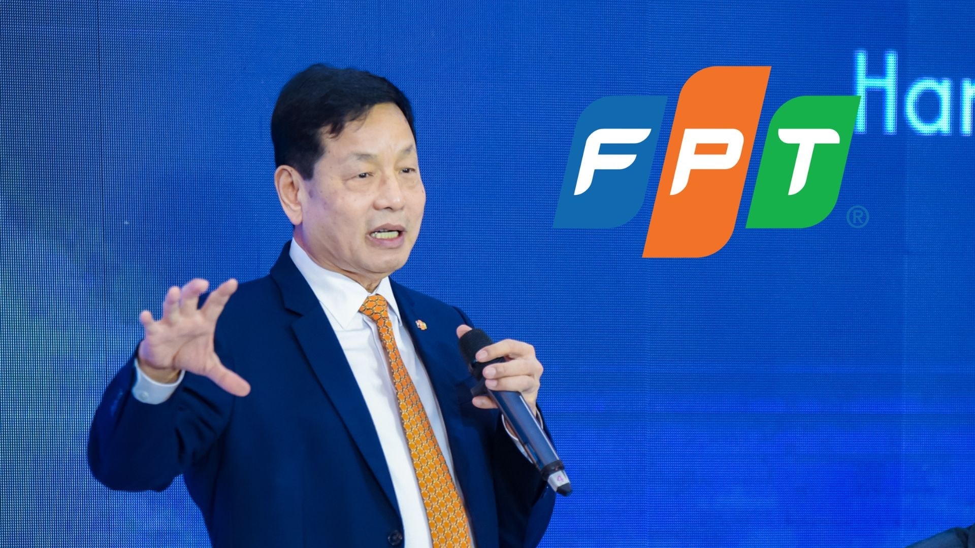 Thế giới sa thải hơn 300.000 nhân sự vì AI, FPT bất ngờ đi ngược dòng với tuyên bố đặc biệt