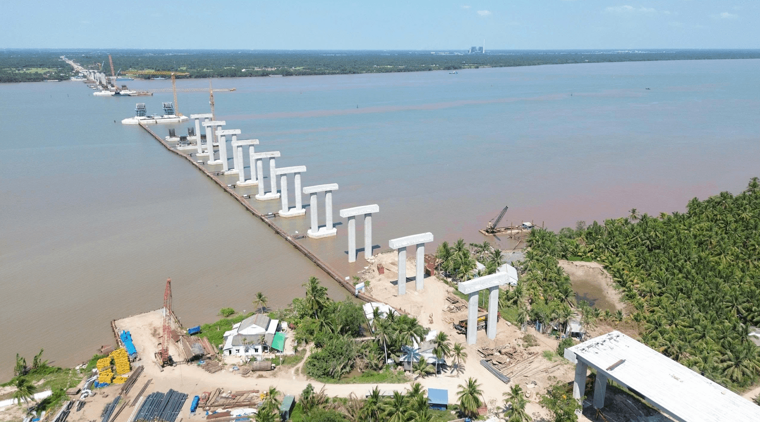 Cầu vượt sông 8.000 tỷ xoá bỏ toàn bộ các bến phà lâu đời, rút ngắn khoảng 80km từ miền Tây đến TP. HCM: Đã hoàn thành 70%, 2 năm nữa thông xe- Ảnh 1.