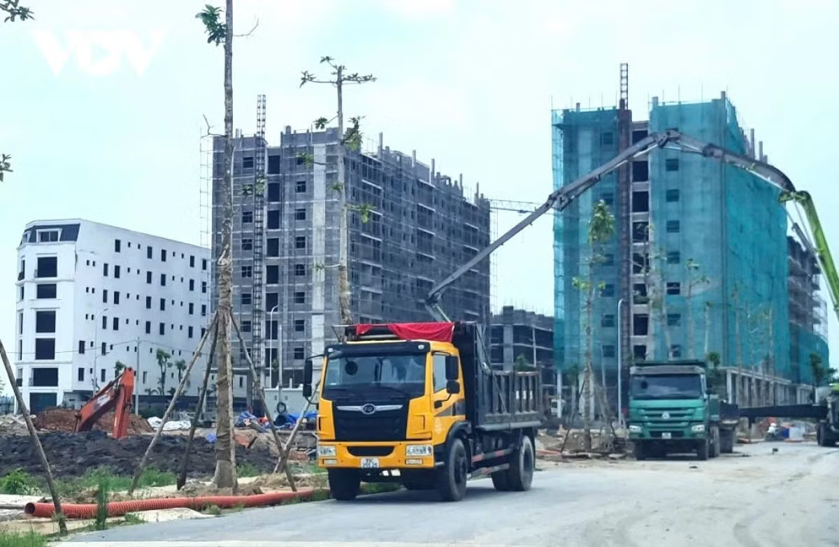 Lãi vay mua nhà từ 8-10%/năm trong thời gian ưu đãi ban đầu. Lãi suất vay mua nhà hiện ra sao? - Ảnh 1.
