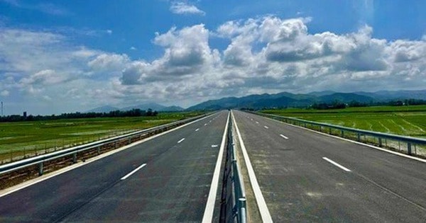 Ngày mai, thông xe cao tốc gần 11.000 tỷ có bóng dáng Tập đoàn Đèo Cả