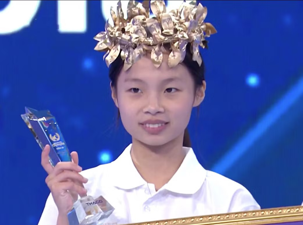 Nữ sinh trường Bưởi giành vòng nguyệt quế Đường lên đỉnh Olympia 26 - Ảnh 3.