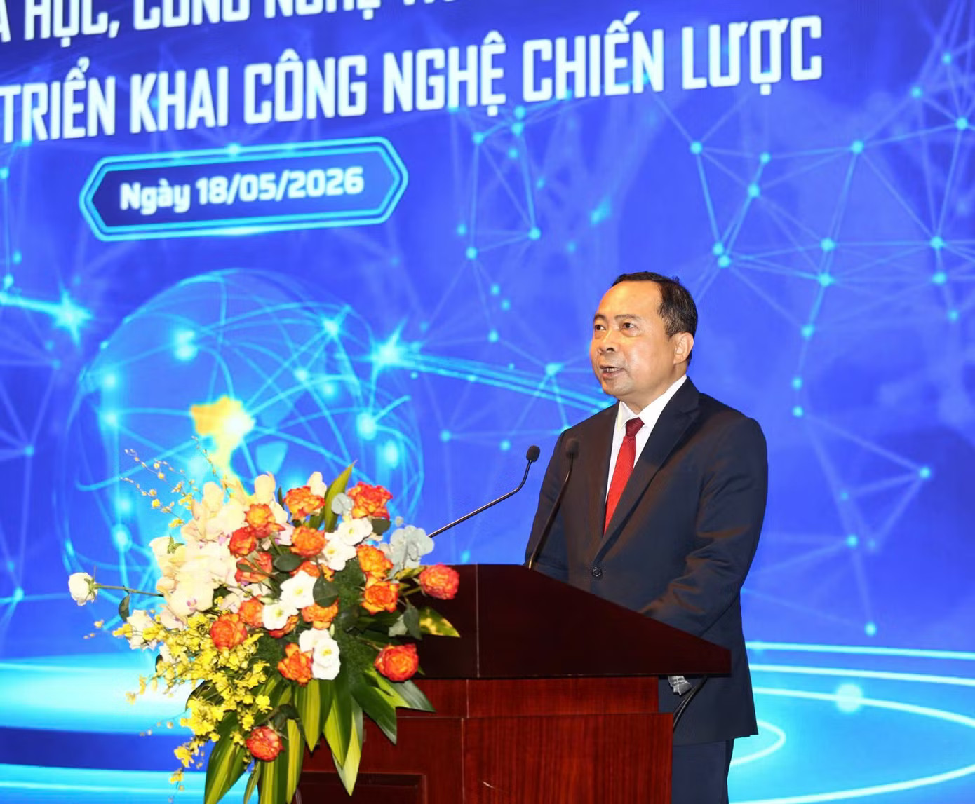 Bộ trưởng Bộ Khoa học và Công nghệ Vũ Hải Quân. Thủ tướng yêu cầu giải quyết ngay điểm nghẽn tài chính cho khoa học công nghệ - Ảnh 2.