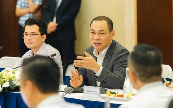 Gặp trực tiếp tỷ phú Phạm Nhật Vượng, hãng taxi ký hợp đồng vận hành 2.200 xe VinFast làm ăn ra sao sau 1 năm chuyển đổi?