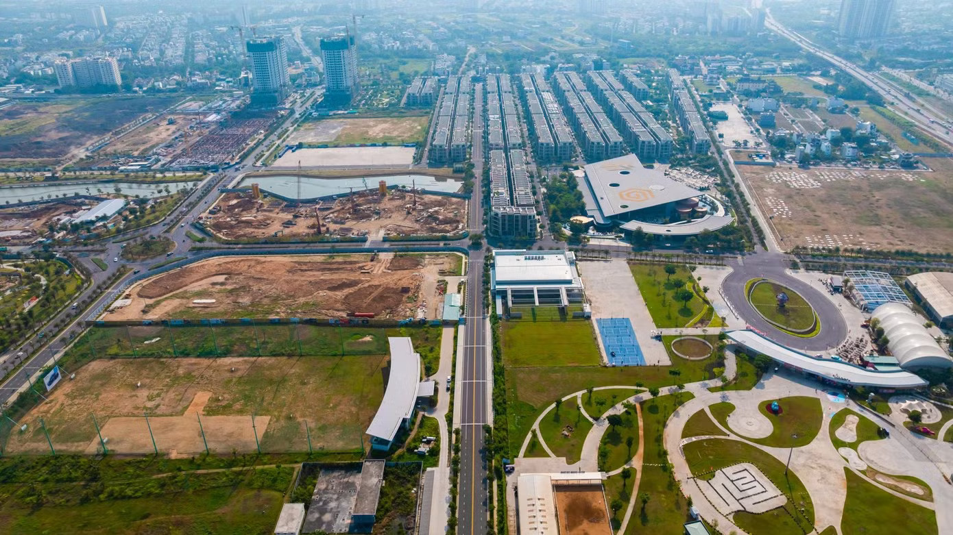 Thị trường bất động sản trong chu kỳ mới sẽ không còn cạnh tranh đơn thuần bằng vị trí hay giá bán. Người mua bất động sản đang thay đổi - Ảnh 1.