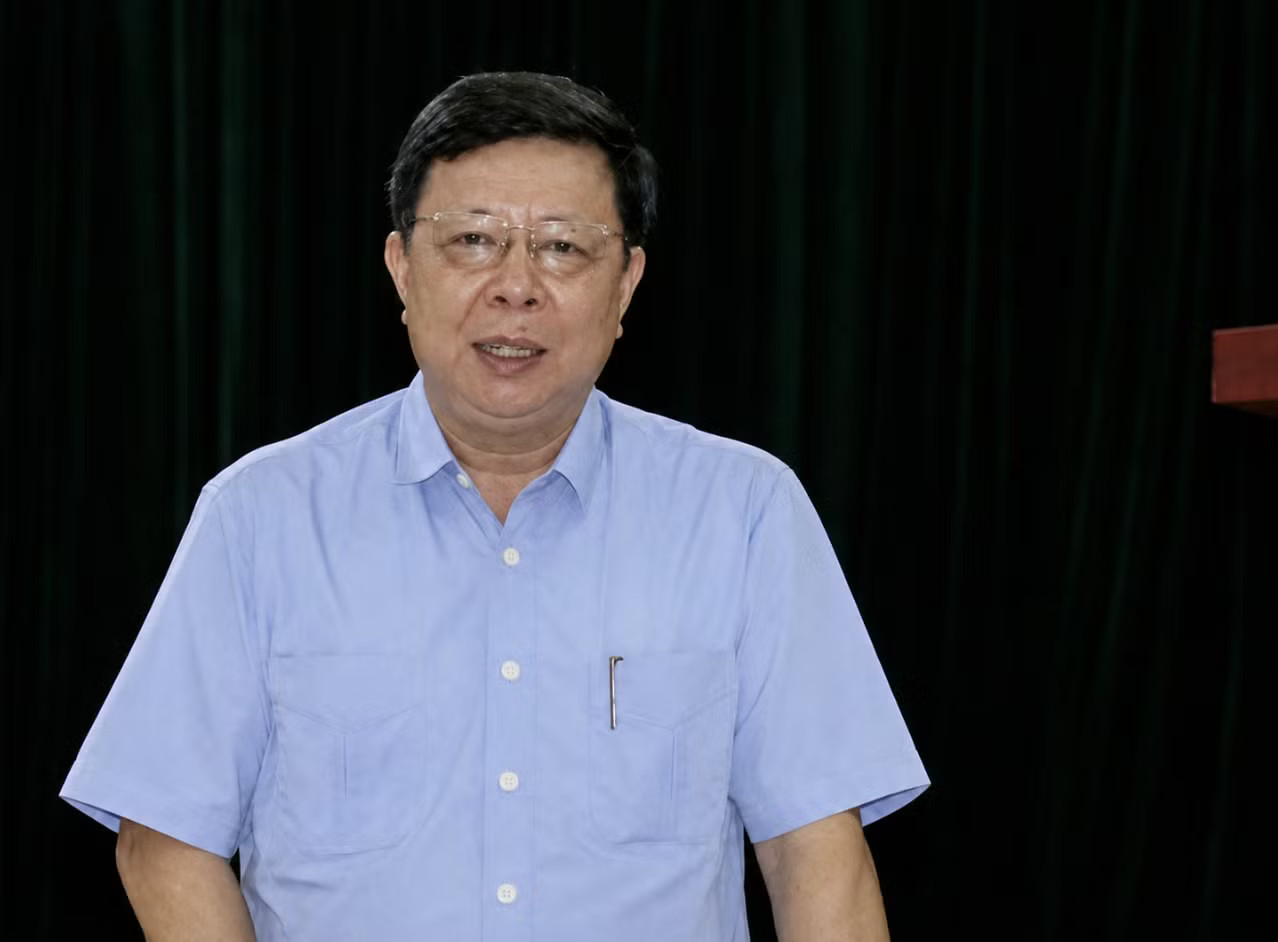 Khởi tố cựu Phó Chủ tịch UBND tỉnh Lào Cai Lê Ngọc Hưng - Ảnh 1.
