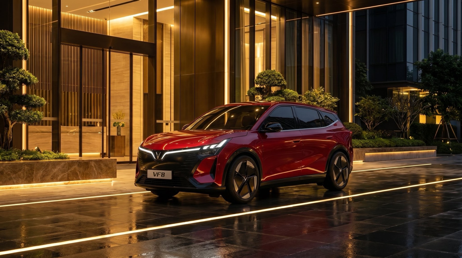 VinFast VF 8 thế hệ mới chính thức ra mắt: Tầm hoạt động 500km, sạc nhanh 30 phút, 2 màn hình, cần số sau vô lăng, hệ thống ITM mới do hãng xe Việt tự nghiên cứu phát triển, giá niêm yết 999 triệu đồng - Ảnh 1.