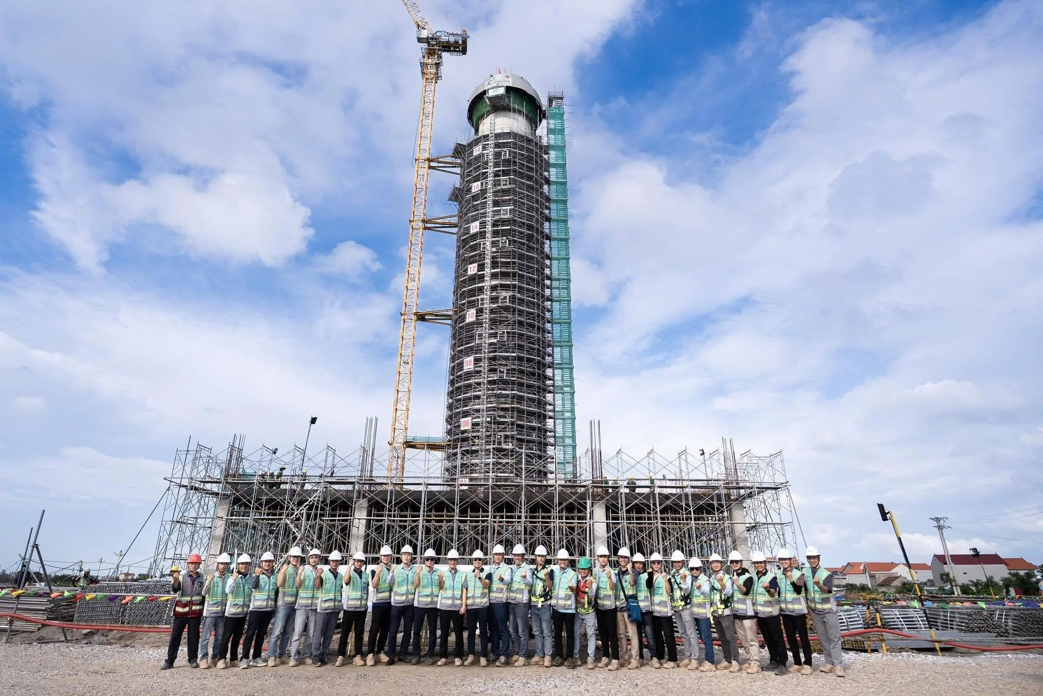 Hạng mục cao nhất siêu sân bay lớn nhất miền Bắc đã lộ diện hình hài, tiến độ triển khai thần tốc- Ảnh 2.