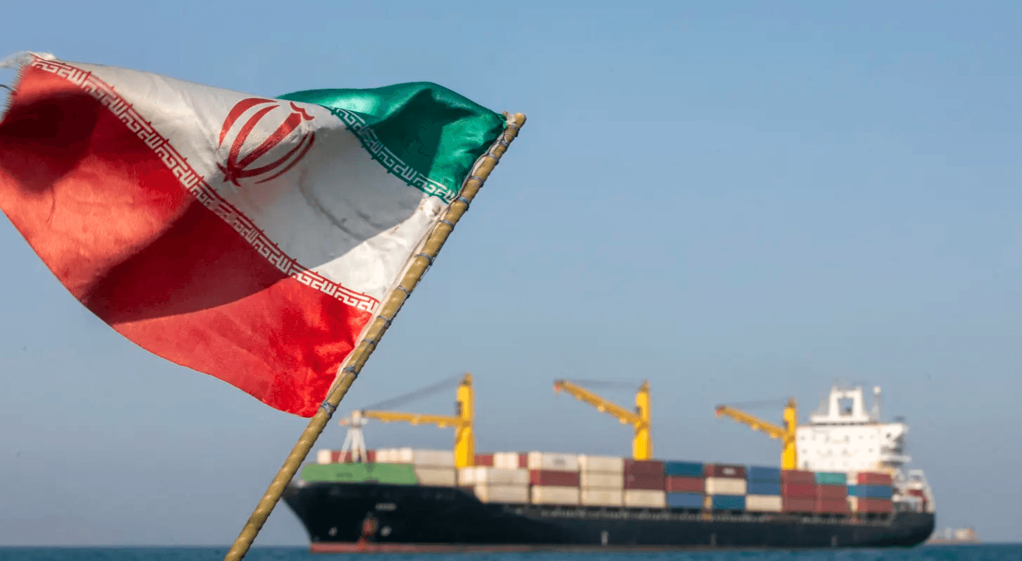 Mỹ - Iran hé lộ khả năng chấm dứt xung đột, nhưng 20% dầu thế giới vẫn ở thế rủi ro? - Ảnh 1.
